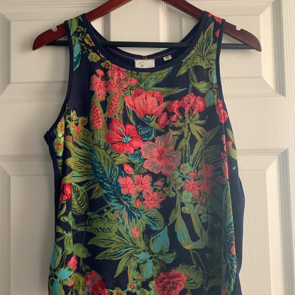 Anthropologie flows tank top